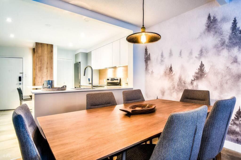 Chic Mt-Tremblant Condo With View On The Lake By Denstays Mont-Tremblant Extérieur photo