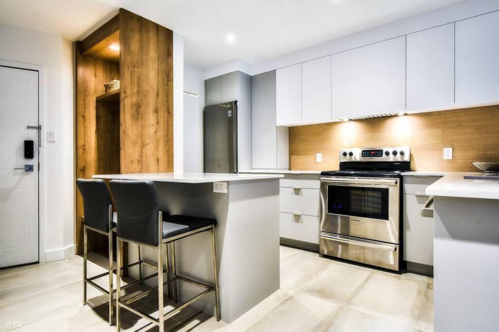 Chic Mt-Tremblant Condo With View On The Lake By Denstays Mont-Tremblant Extérieur photo